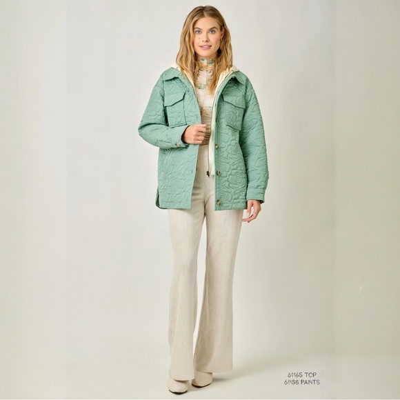 Twofer Seafoam Green Quilted Jacket Floral Stitch Cozy Layer - Picture 8 of 10